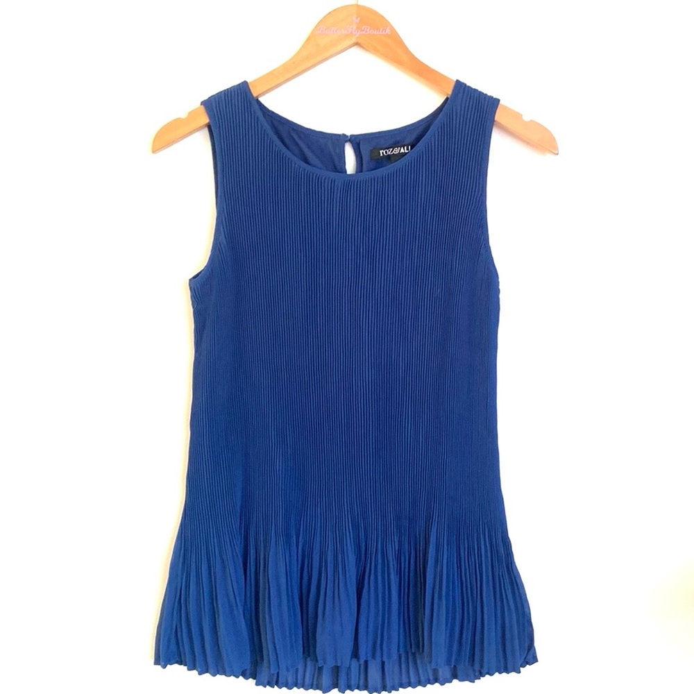 (BN49) Roz & Ali blue pleated sleeveless top, Size Small - Picture 2 of 6